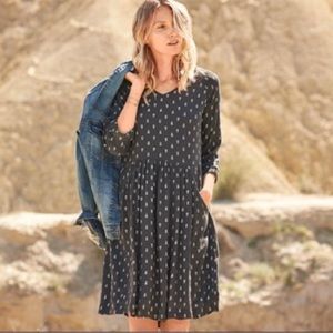 Garnet Hill Navy Blue Pattern Bohemian Pocket Dress